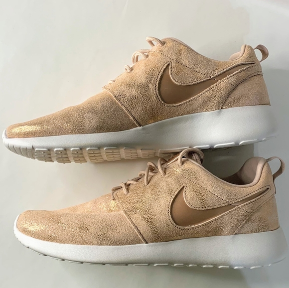 SOLD 🎉HP Nike Roshe One Prm Sneakers 8.5 - Picture 6 of 13